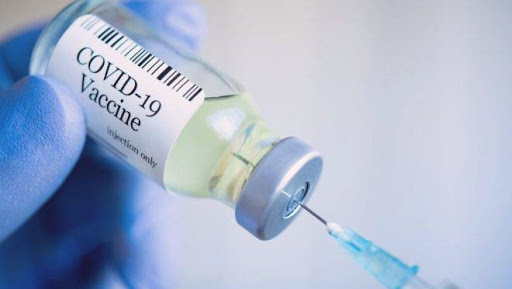 Avanço da vacinação mostra como Brasil poderia ter reduzido danos da pandemia